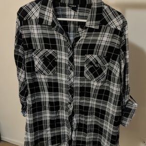 Torrid Plue Size Black White Plaid Camp Shirt